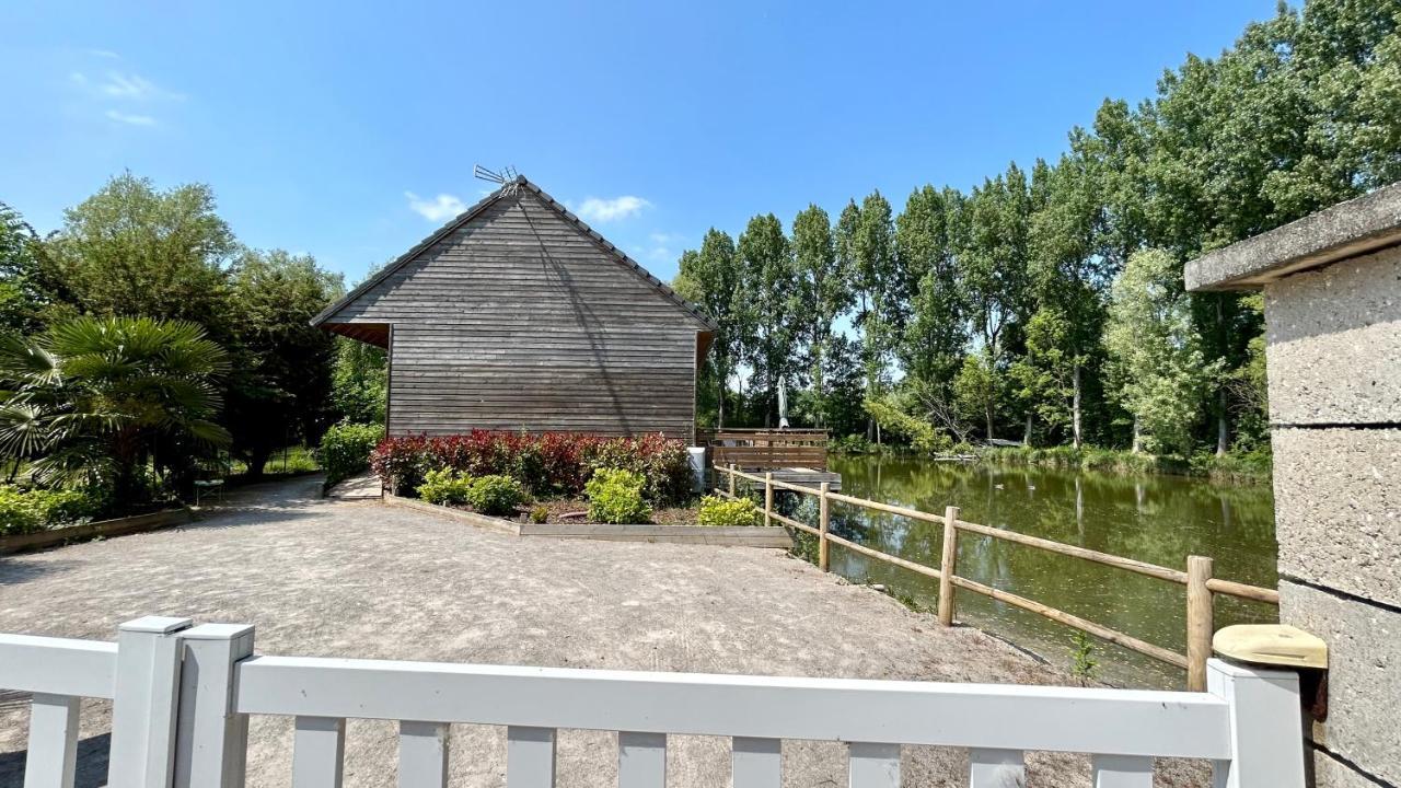 Chalet Avec Terrasse Sur Pilotis Vue Sur L'Etang Rue  Zewnętrze zdjęcie