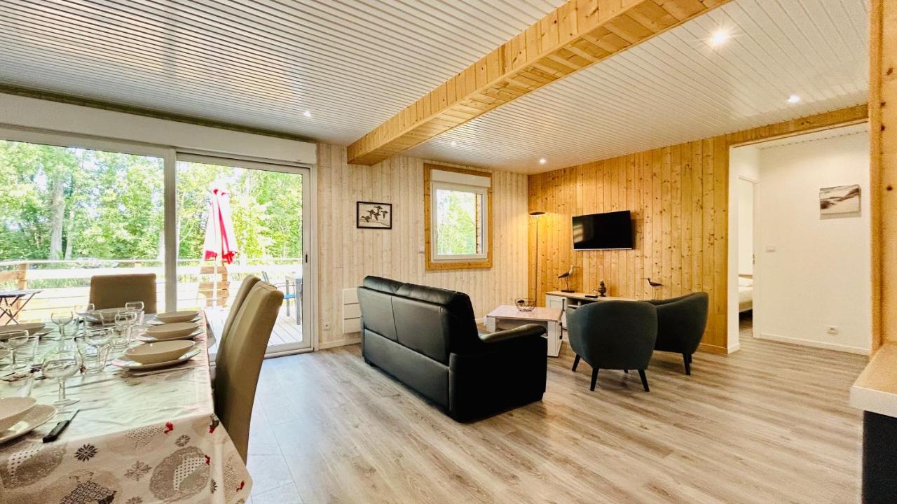 Chalet Avec Terrasse Sur Pilotis Vue Sur L'Etang Rue  Zewnętrze zdjęcie